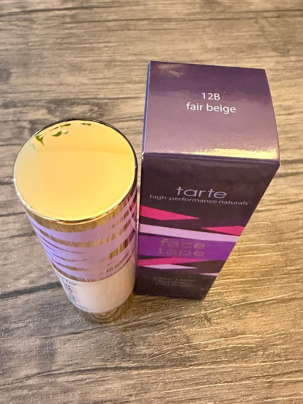 tarte Face Tape™ Foundation — Fair Beige/12B -NIB - Picture 2 of 11